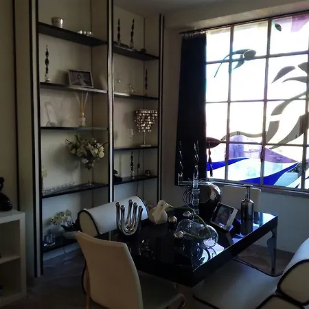 Gasthuis Luxury Nicolo *